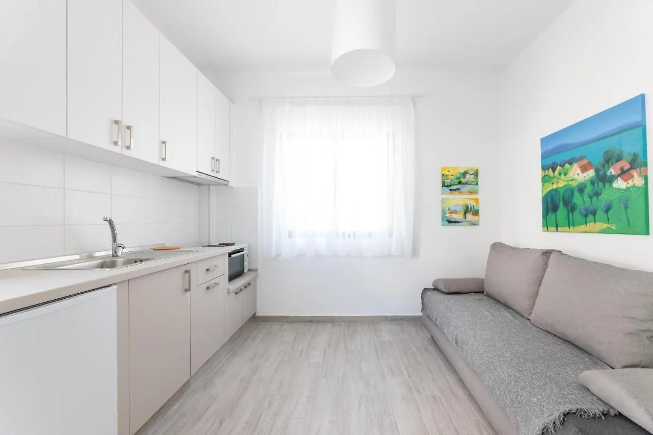 Valasi Apartments Skala Fourkas