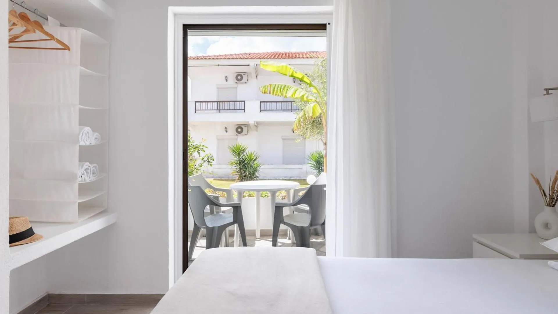 Valasi Apartments Skala Fourkas